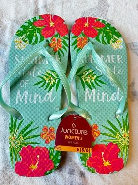 Juncture Women's Mint Green Floral Flip Flop Sandals